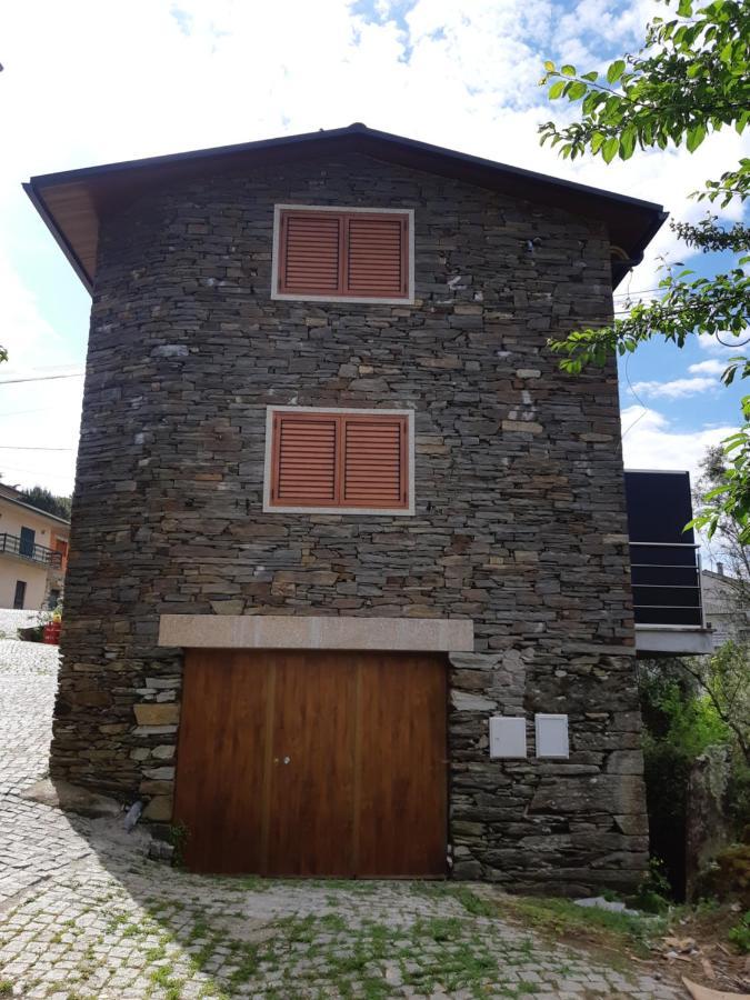 Villa Casa Mota Pinto Castro Daire Exterior foto